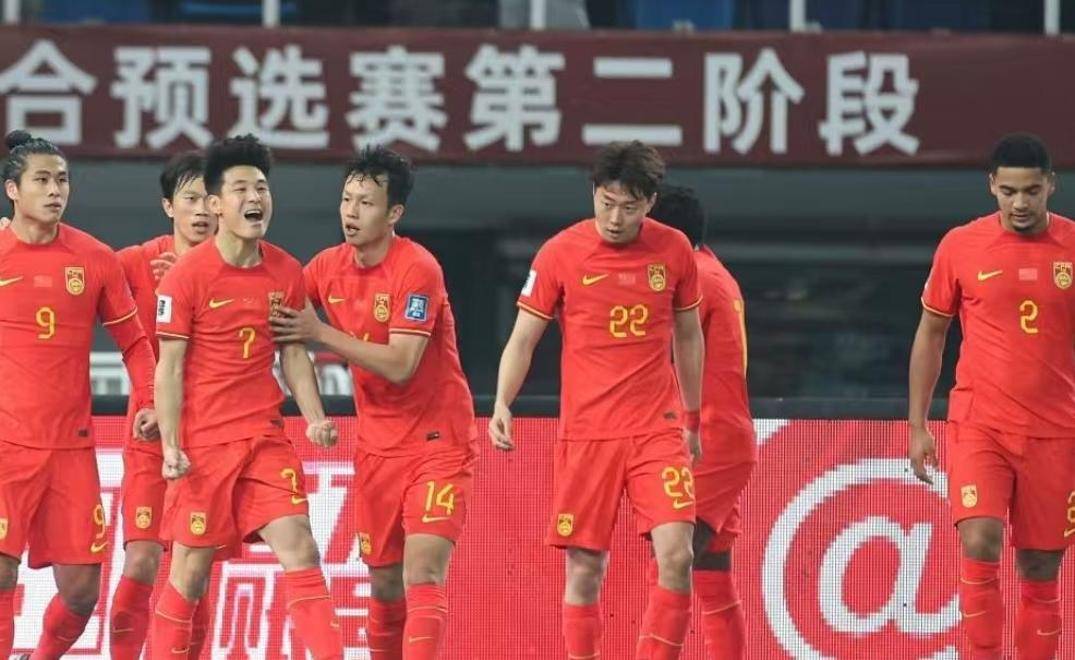一场胜利令球队信心倍增，积极备战下一场比赛的简单介绍