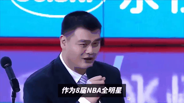 中国篮球名将姚明当选篮球名人堂
