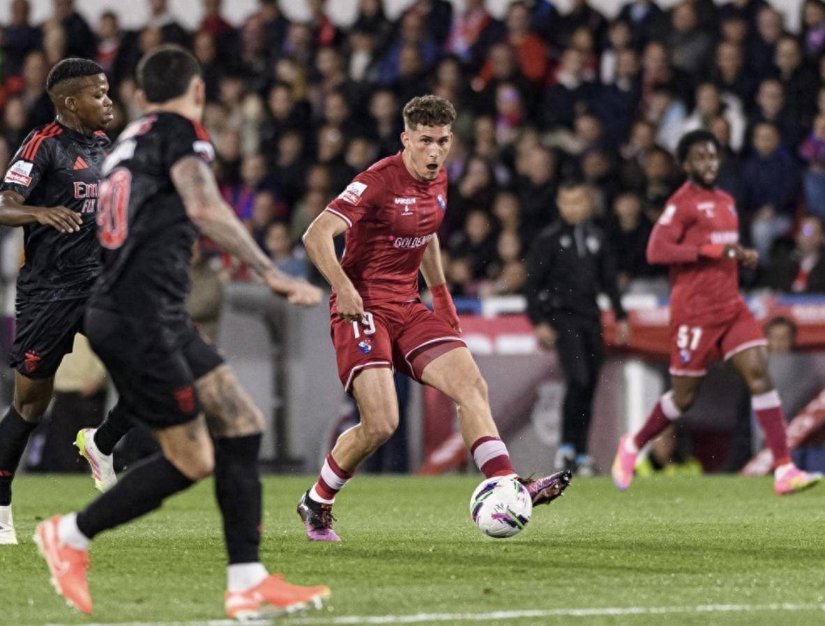 荷兰险胜德国,迪马利亚绝境逆转的简单介绍 荷兰险胜德国,迪马利亚绝境逆转的简单介绍