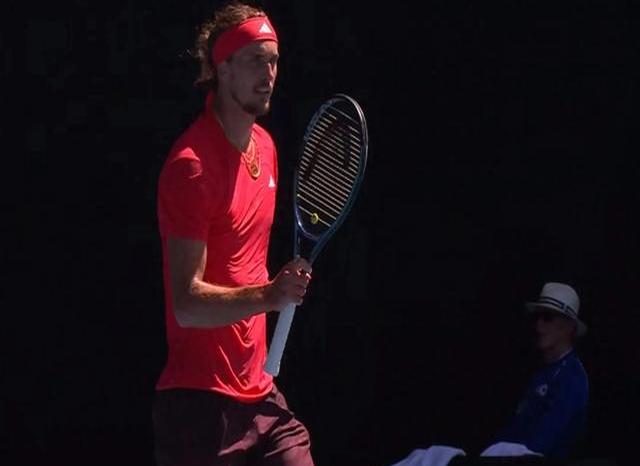 年终总决赛险胜澳网,兹维列夫关键制胜 年终总决赛险胜澳网,兹维列夫关键制胜